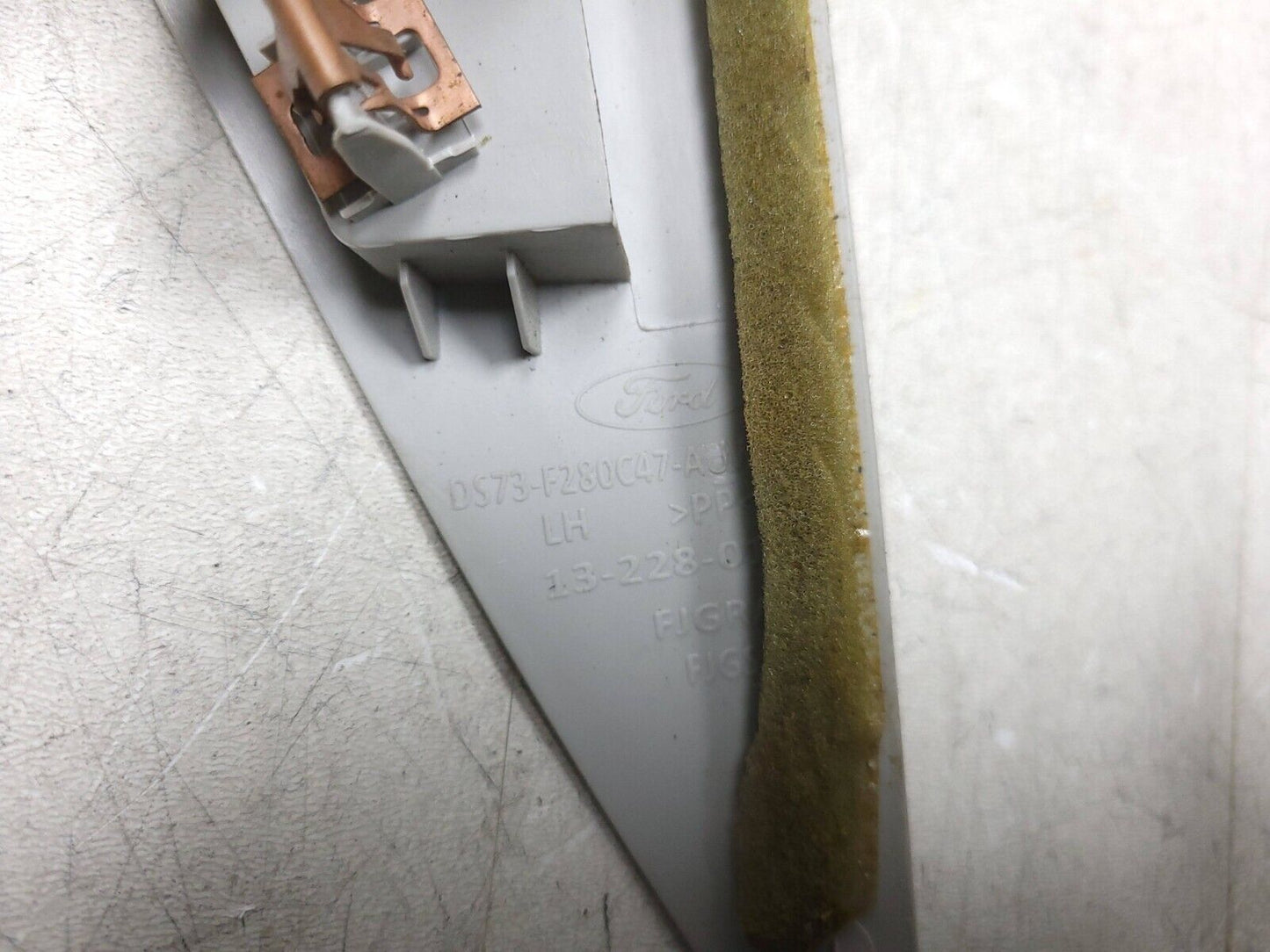 2013 - 2016 Ford Fusion Rear C Pillar Trim Panel Driver Side Left OEM