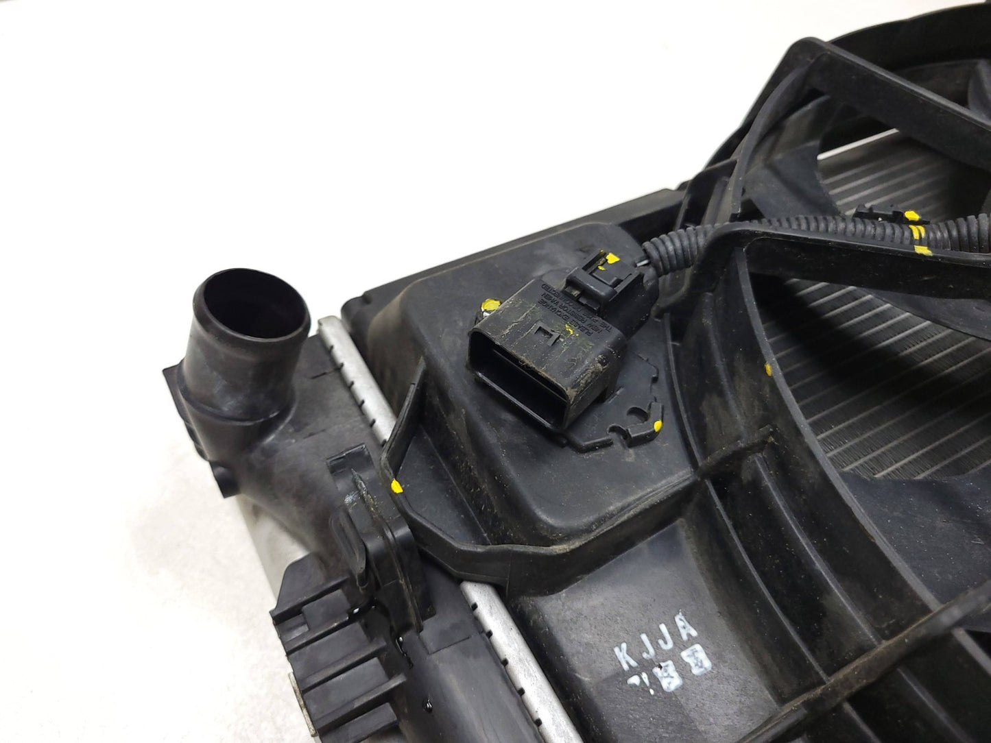 12 13 14 15 16 17 Hyundai Accent Radiator Fan AC Condenser OEM