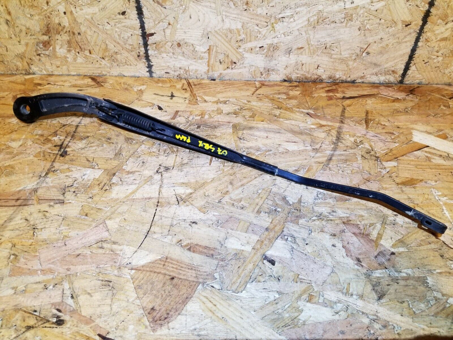 2004 - 2009 Cadillac SRX Front Windshield Wiper Arm Passenger Right OEM