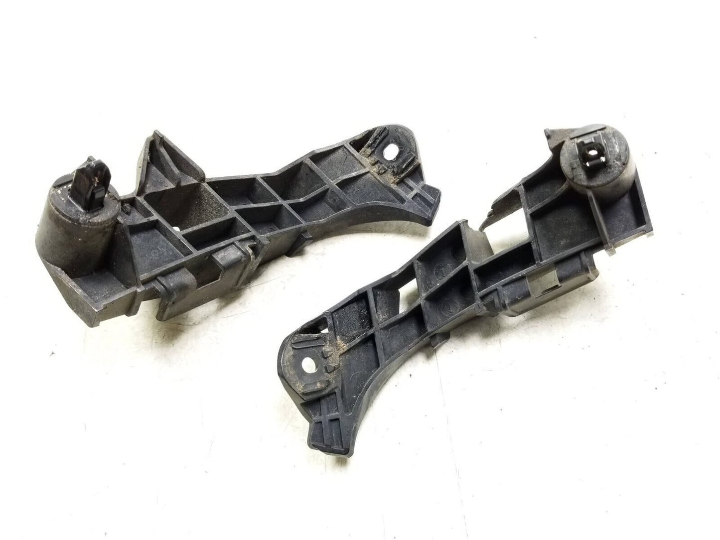08 - 15 Scion Xb Front Bumper Guide Bracket Set Of 4 OEM