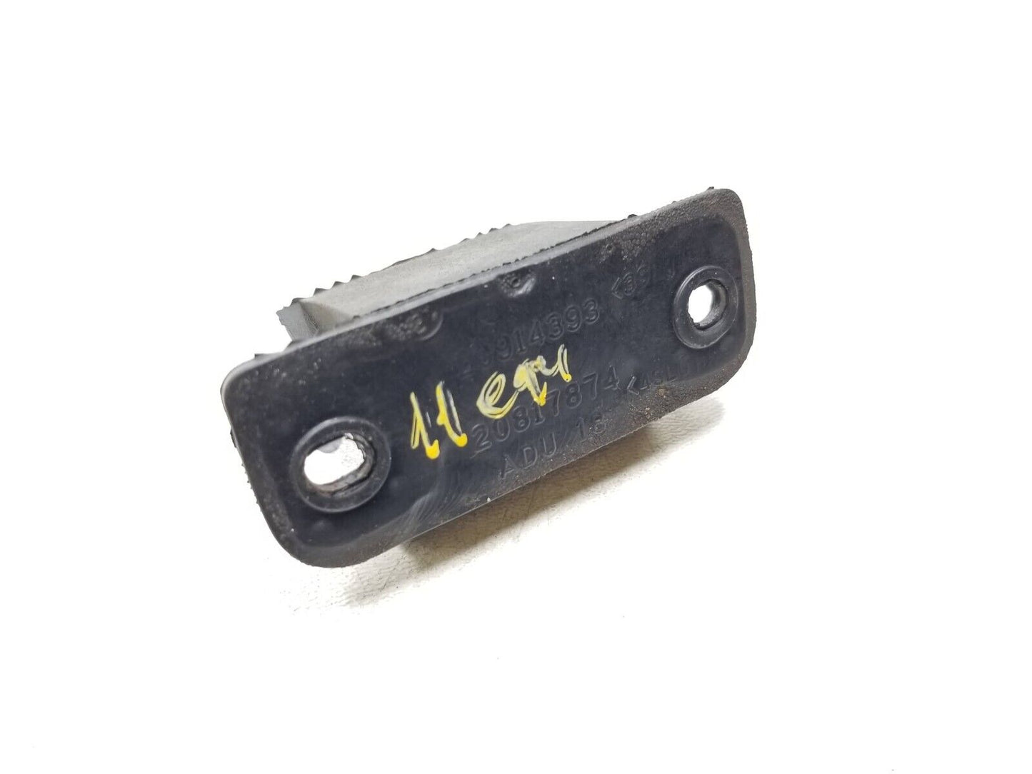 10-15 Chevrolet Equinox Tailgate Wedge 20914393 OEM
