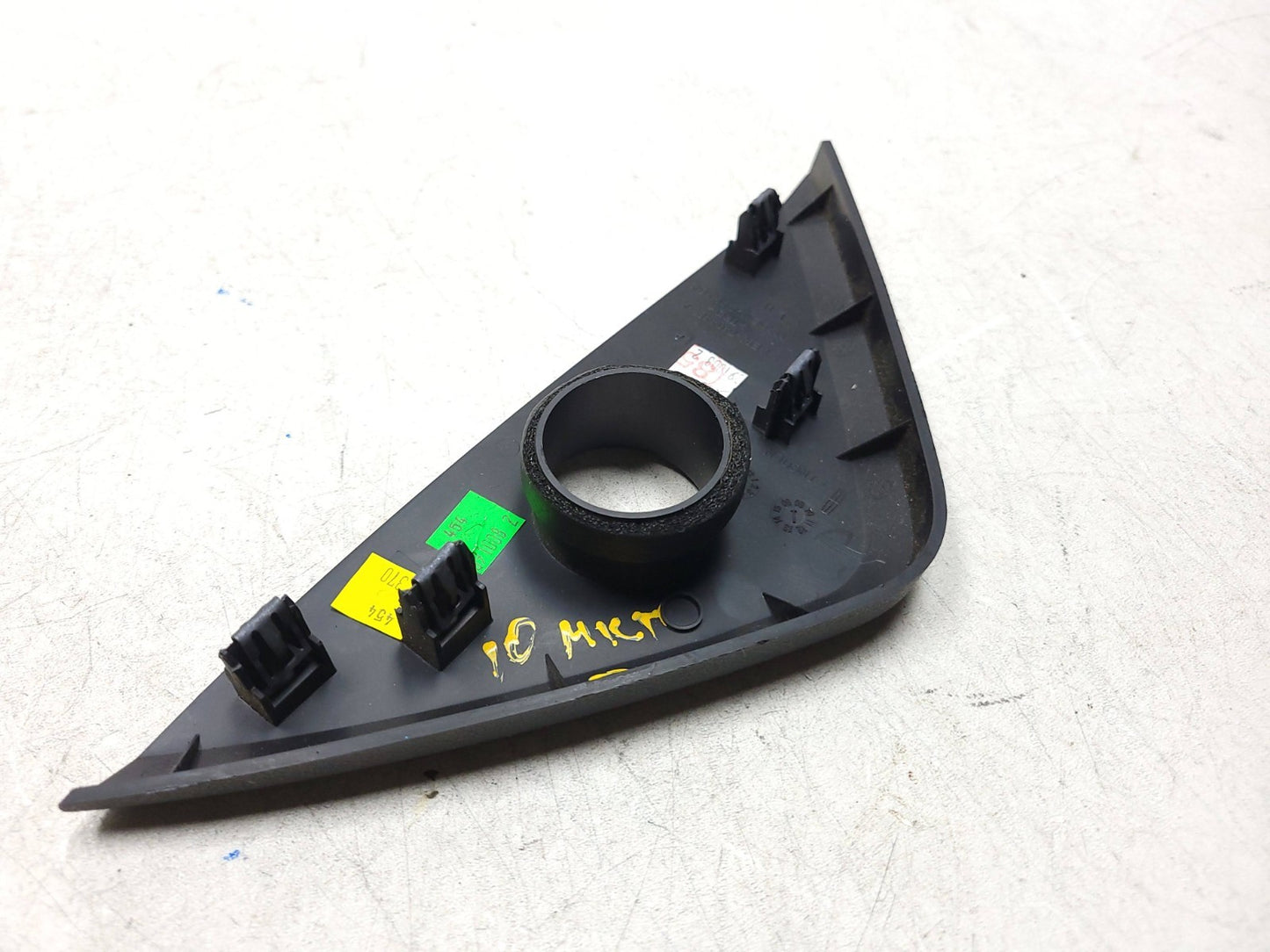 2010 Lincoln MKT Dash End Cap Cover Left & Right Pair OEM