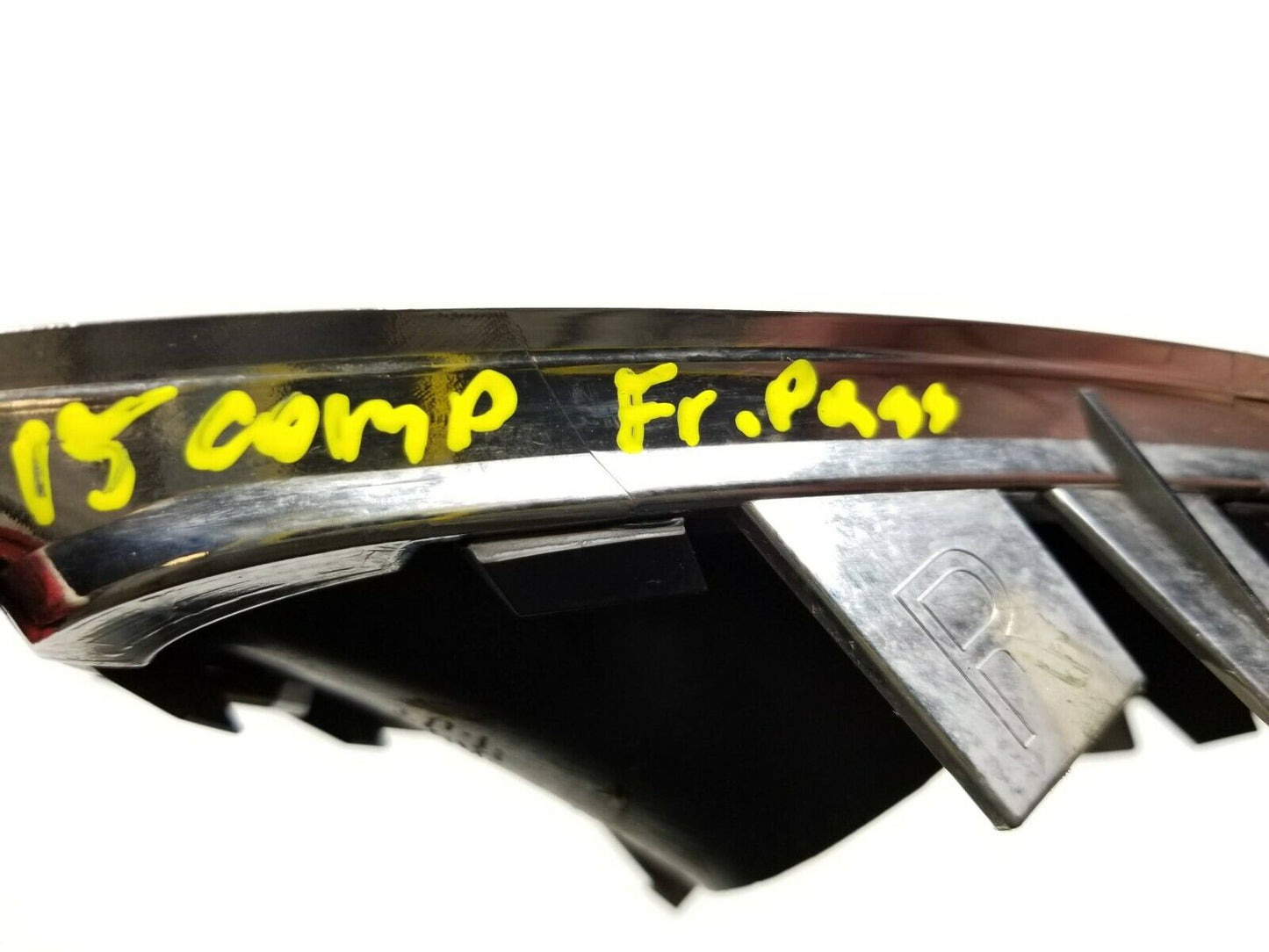 13 14 15 16 Jeep Compass Front Passenger Fog Light Trim OEM