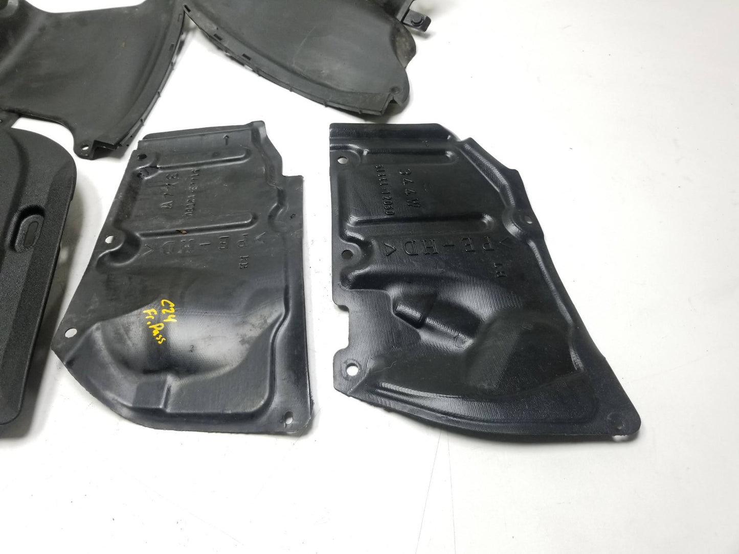 11-17 Lexus CT200h Splash Guards & Mud Flap 5pcs Oem✅