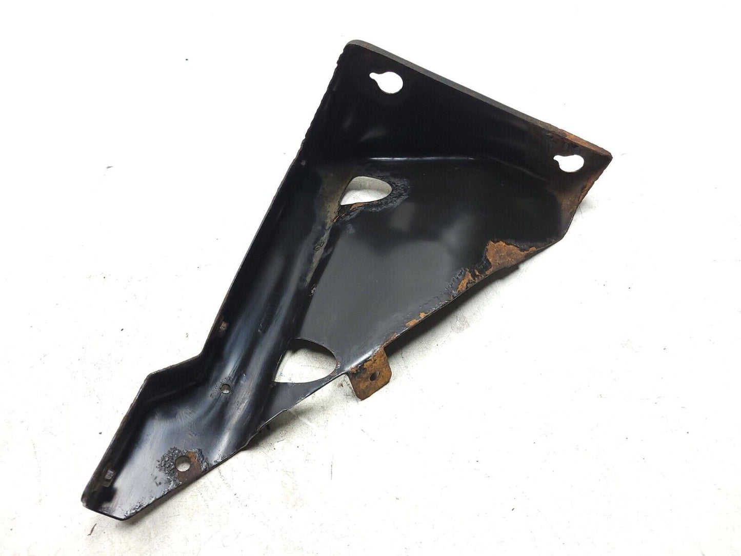 10-14 Chevrolet Suburban Battery Tray Support Bracket OEM