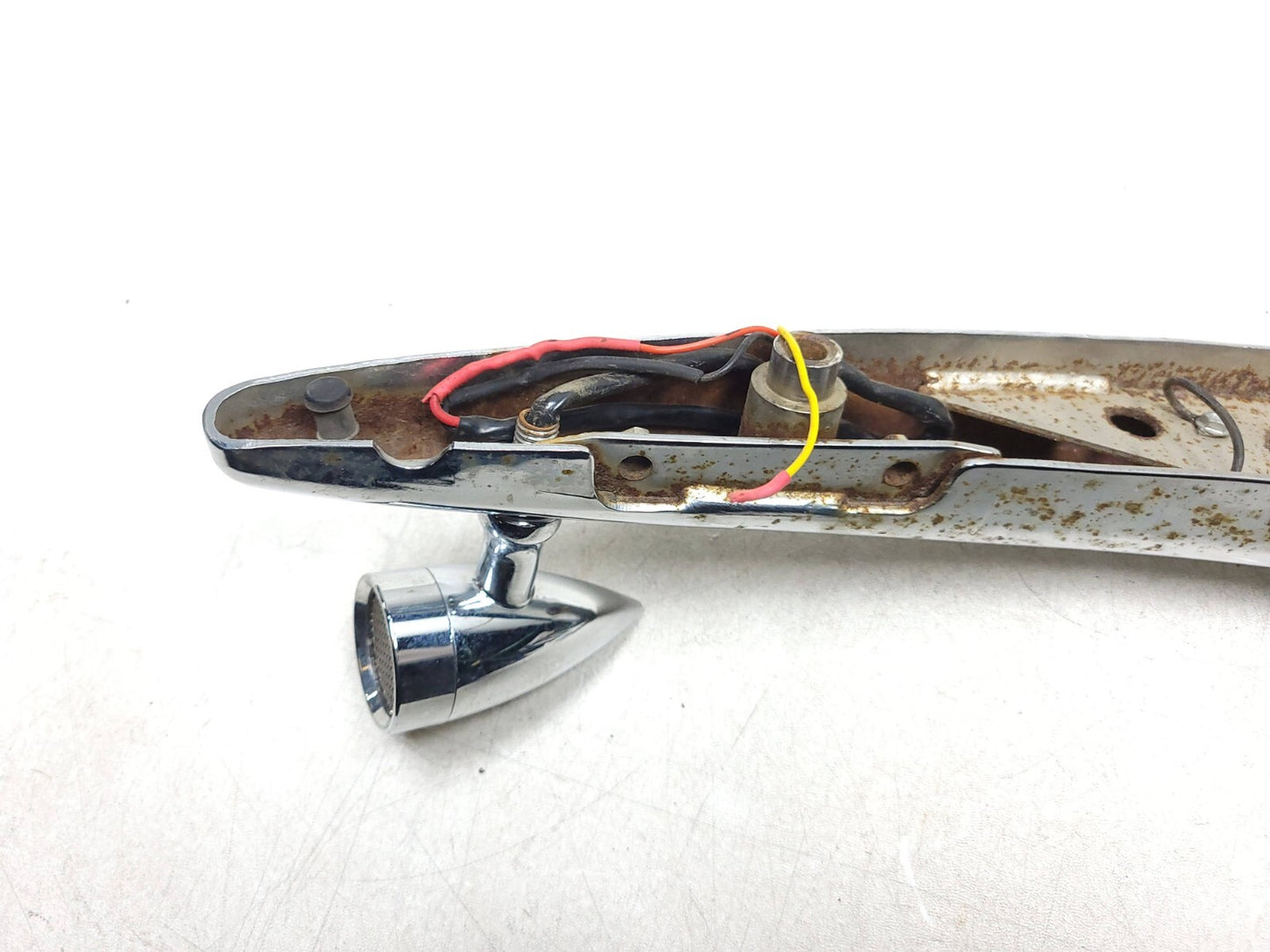 2006 - 2009 Suzuki Boulevard C50 Vl800 Rear Left Fender Cover & Turn Signal OEM