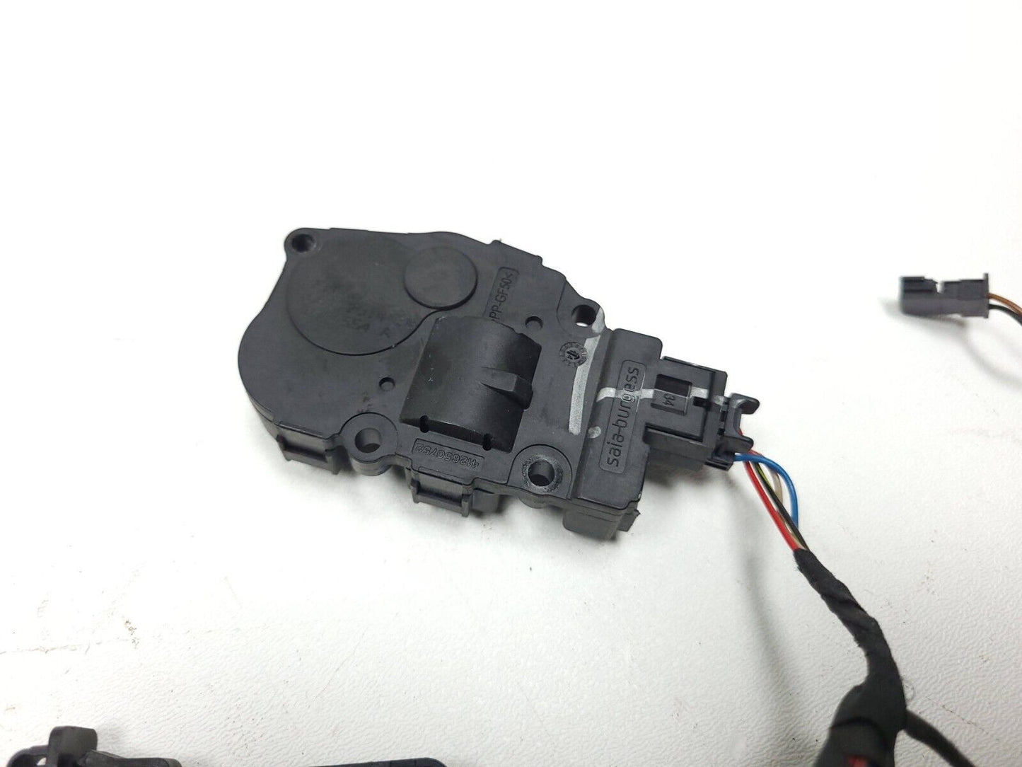 15-20 Mercedes C300 W205 AC Heater Flap Blend Actuator Motor W/ Wire OEM