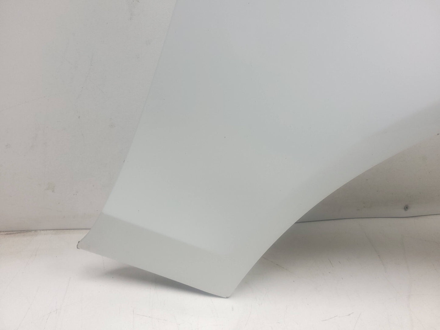 2009 Audi A4 Fender Passenger Side Right OEM *t9 Ibis White*