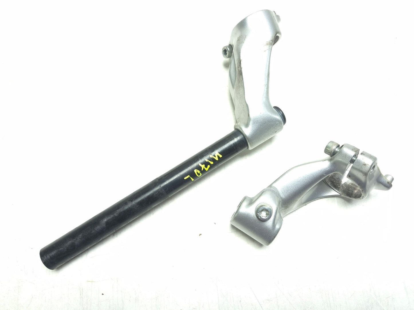 2015 Suzuki Gw250 Inazuma 250 Left Handlebar W/right Handlebar Mount Pair OEM