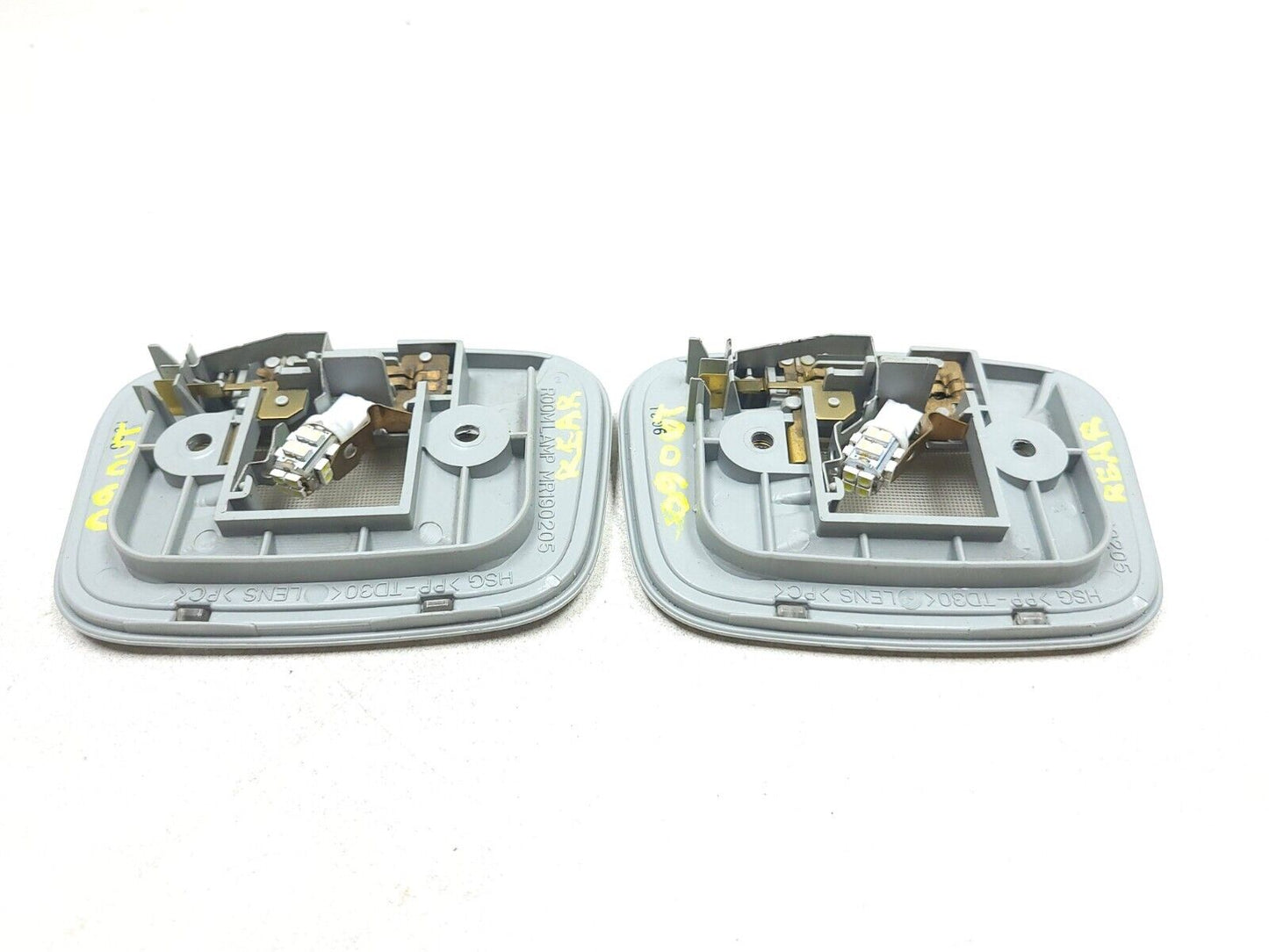 2007-2013 Mitsubishi Outlander Interior Dome Light Lamp 2pcs OEM