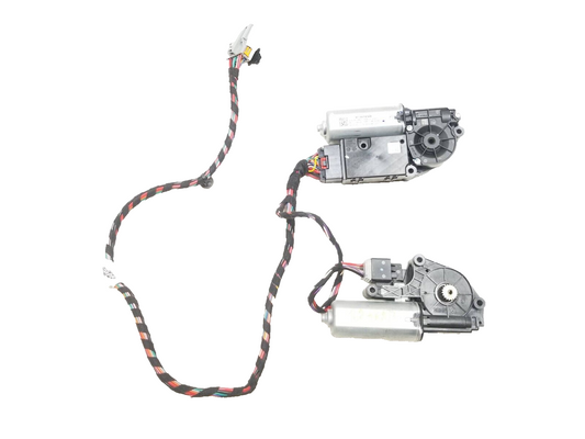 21 - 23 Chevrolet Trailblazer Sunroof Motor 2pcs OEM