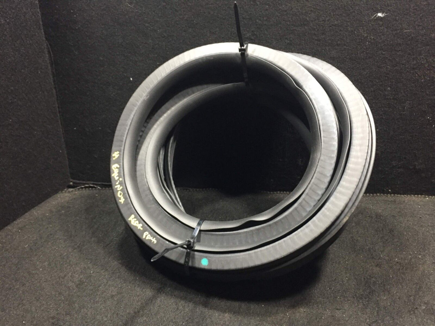 10 11 12 13 Chevrolet Equinox Rear Right Passenger Door Weater Stirp Seal OEM