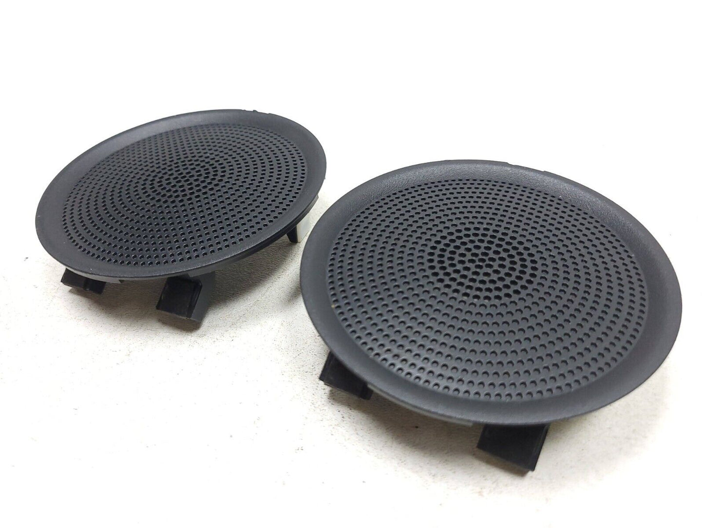 17 18 Kia Forte Front Speaker Grille Cover Pair OEM 49k Miles