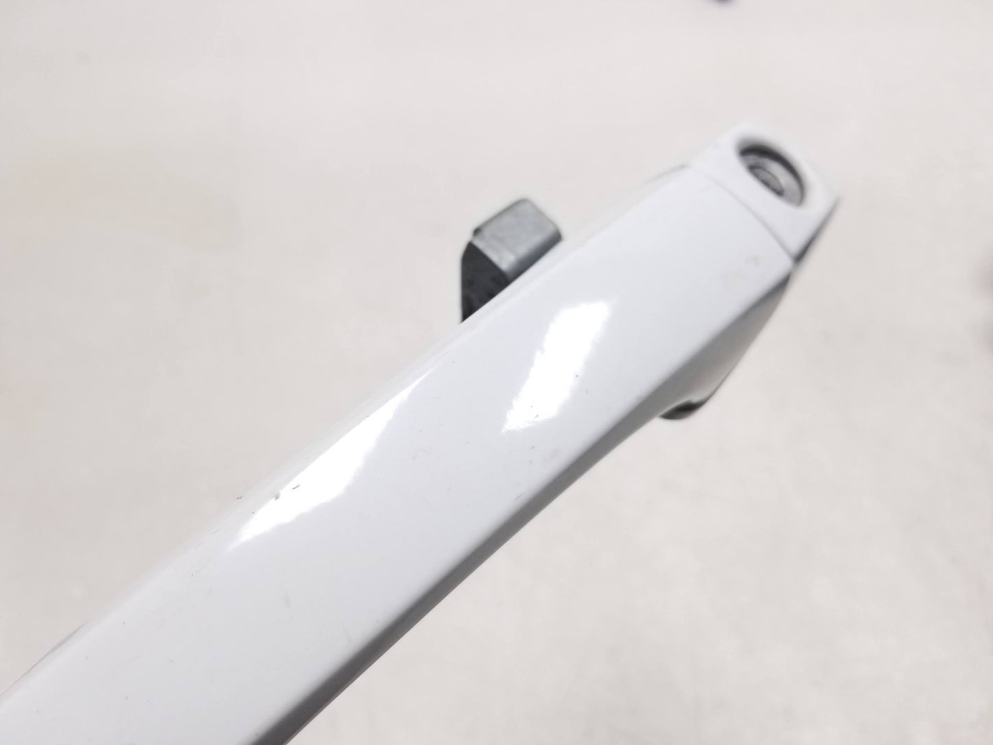 2011 - 2020 Dodge Grand Caravan Exterior Door Handle Front Driver Side Left OEM