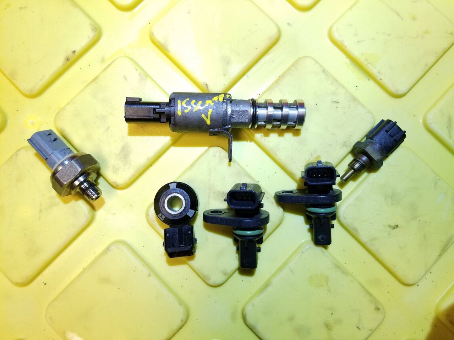 13 - 16 Nissan Sentra Vvt Oil Temp Knock Camshaft Sensor 6pcs 1.8l OEM