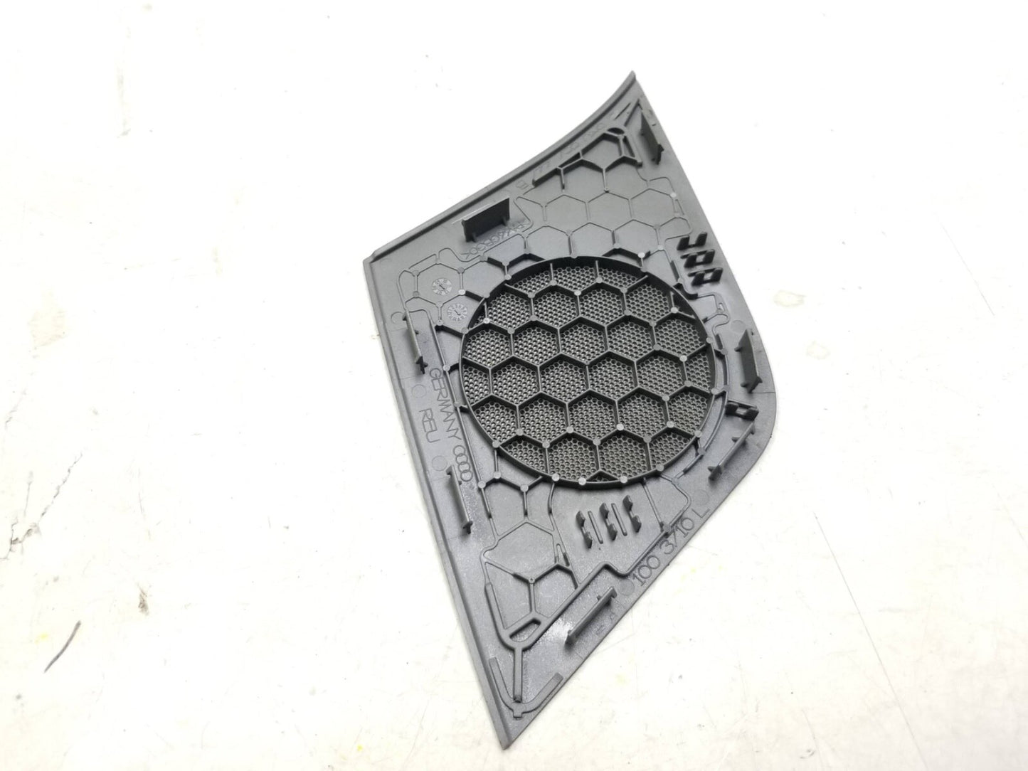 2009 - 2017 Audi Q5 Dash Speaker Cover Grille OEM