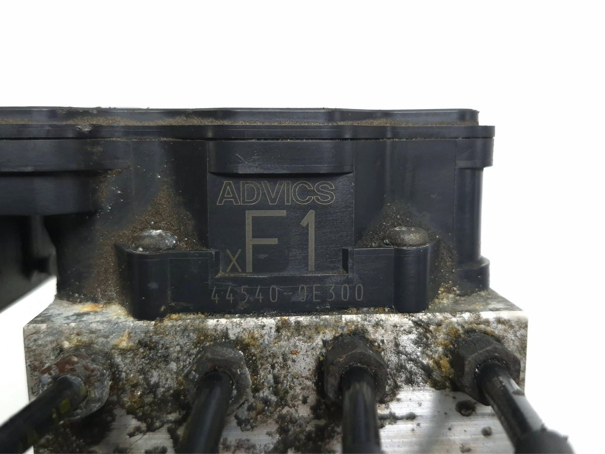 2017 Toyota Highlander ABS Anti Lock Brake Pump OEM