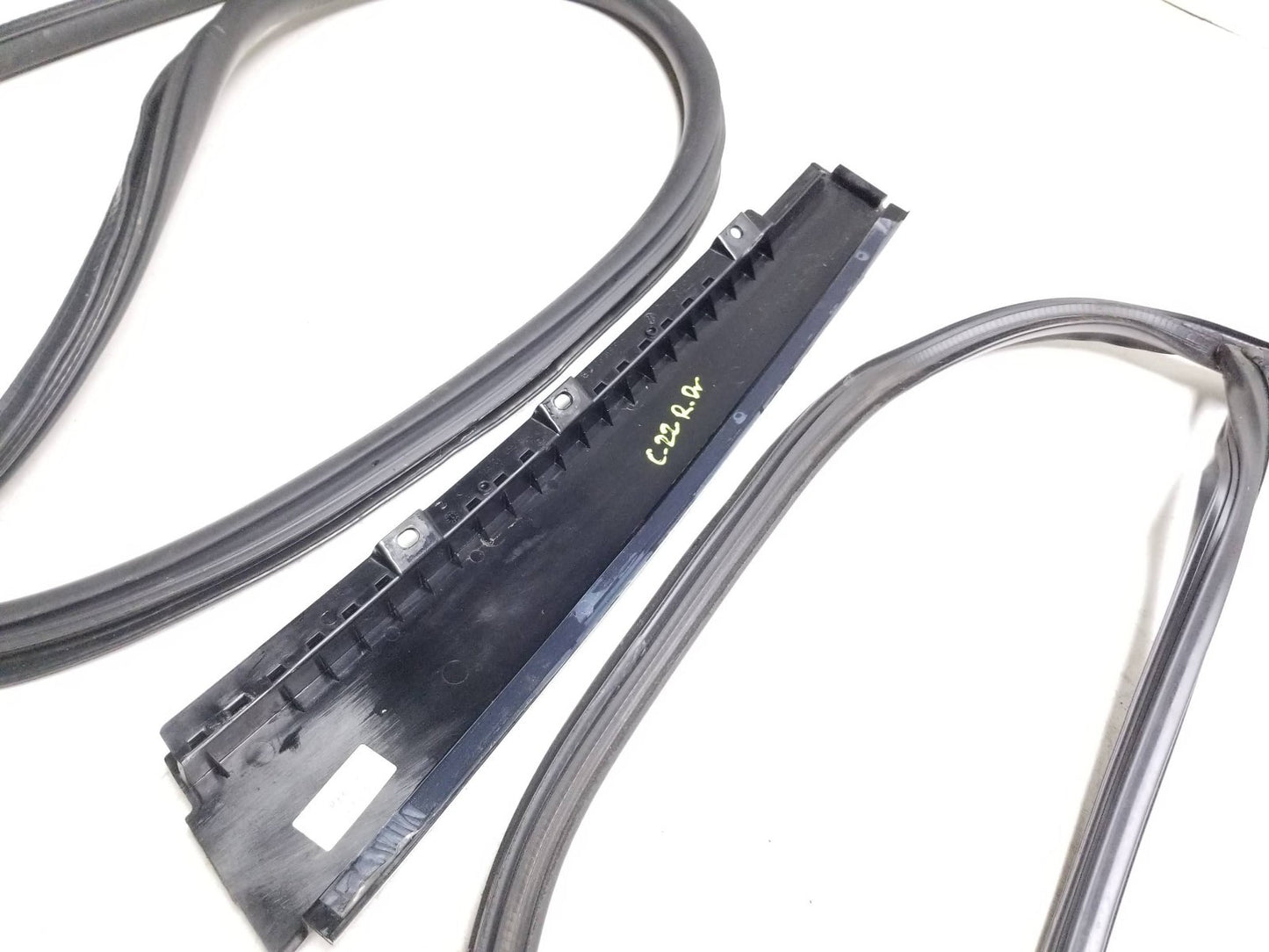 10 - 14 VW Golf GTI Upper Door Glass Weatherstrip Rear Driver Side Left OEM