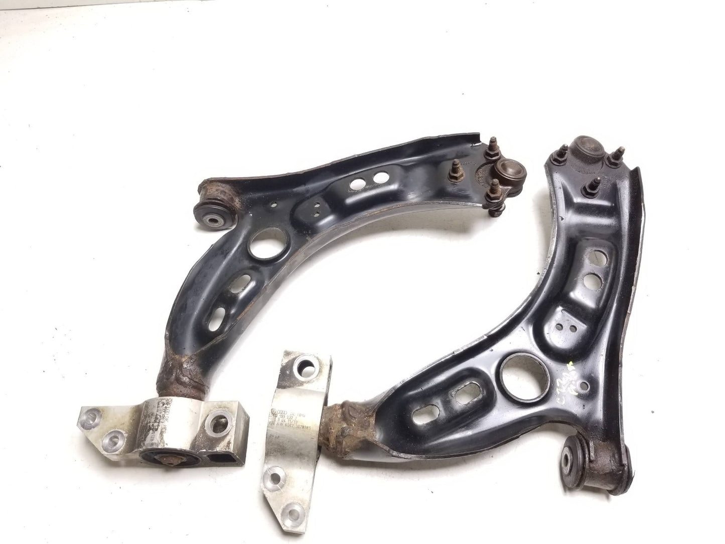 2010 - 2014 VW Golf GTI Front Lower Control Arm Left & Right OEM