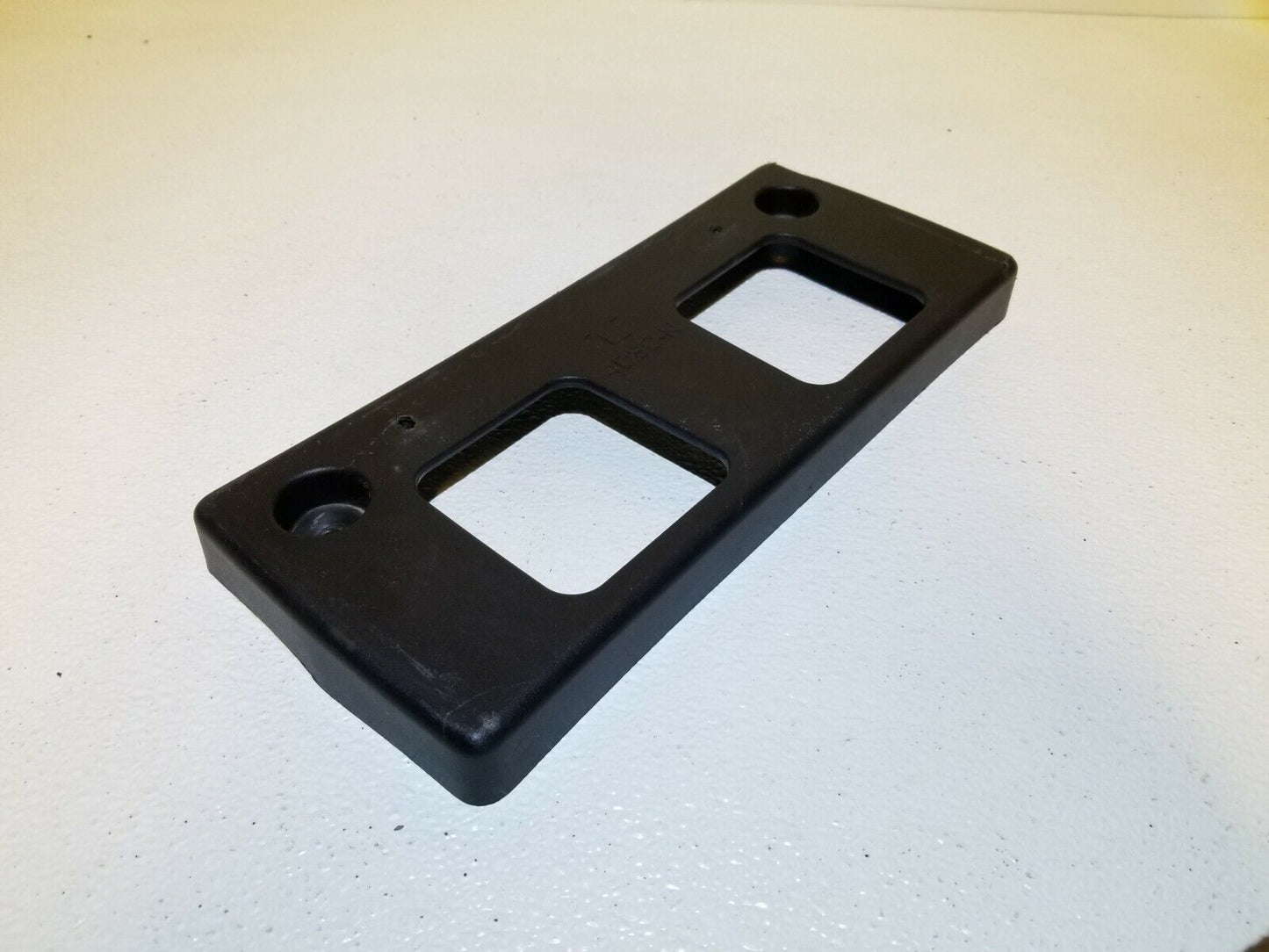 16 17 18 Nissan Maxima Front License Plate Bracket OEM 41k Miles