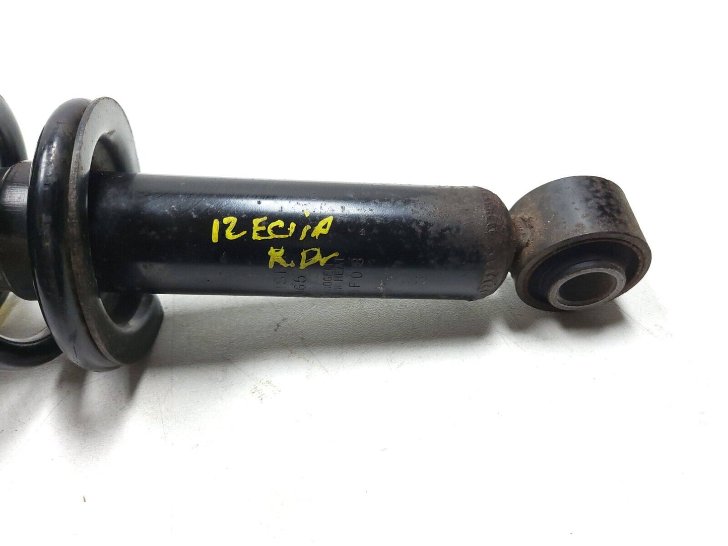 09 - 12 Mitsubishi Eclipse Rear Shock Strut Absorber Pair OEM 51k