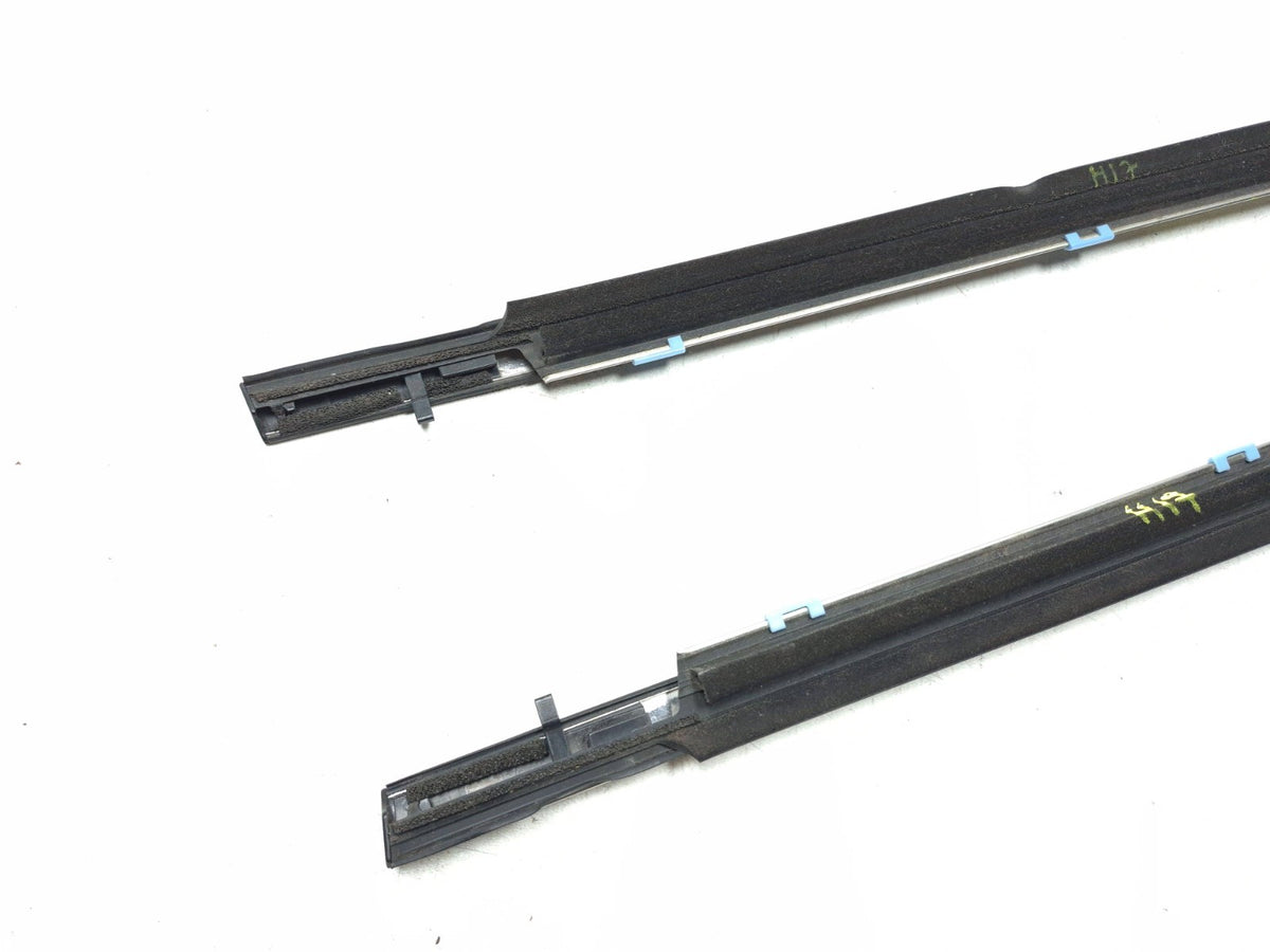 2017 Toyota Highlander Front Door Window Belt Molding Left & Right OEM