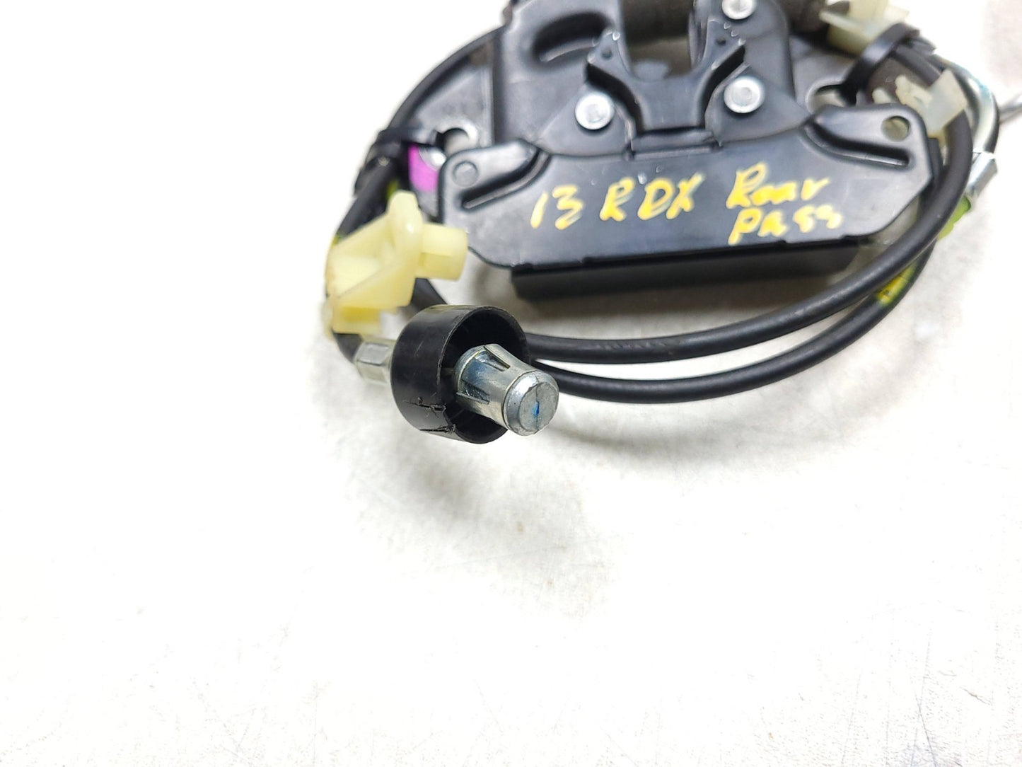 2013 - 2018 Acura Rdx Rear Seat Down Fold Lock Release Handle Passenger OEM