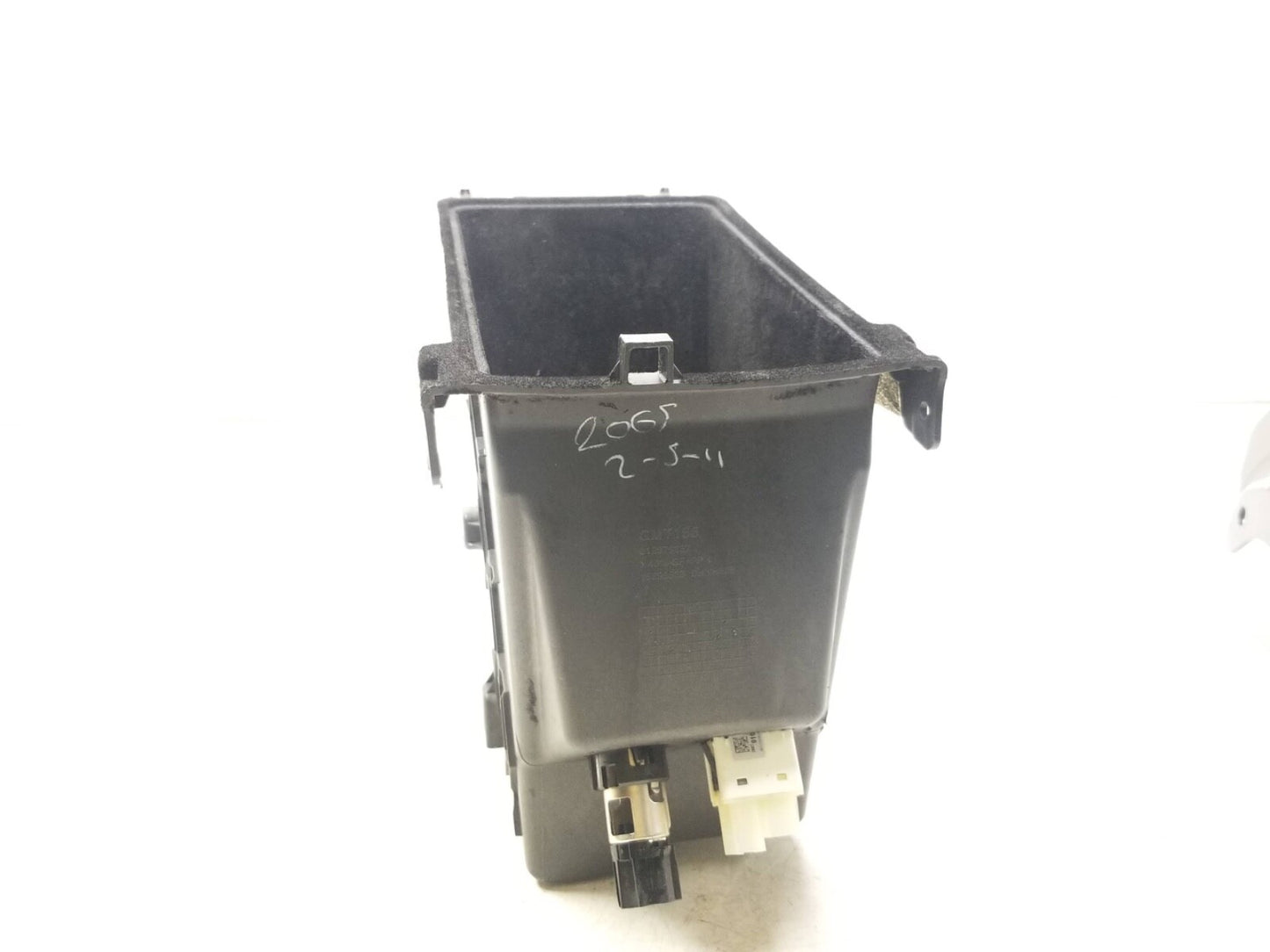 2010 - 2016 Cadillac SRX Central Console Storage OEM