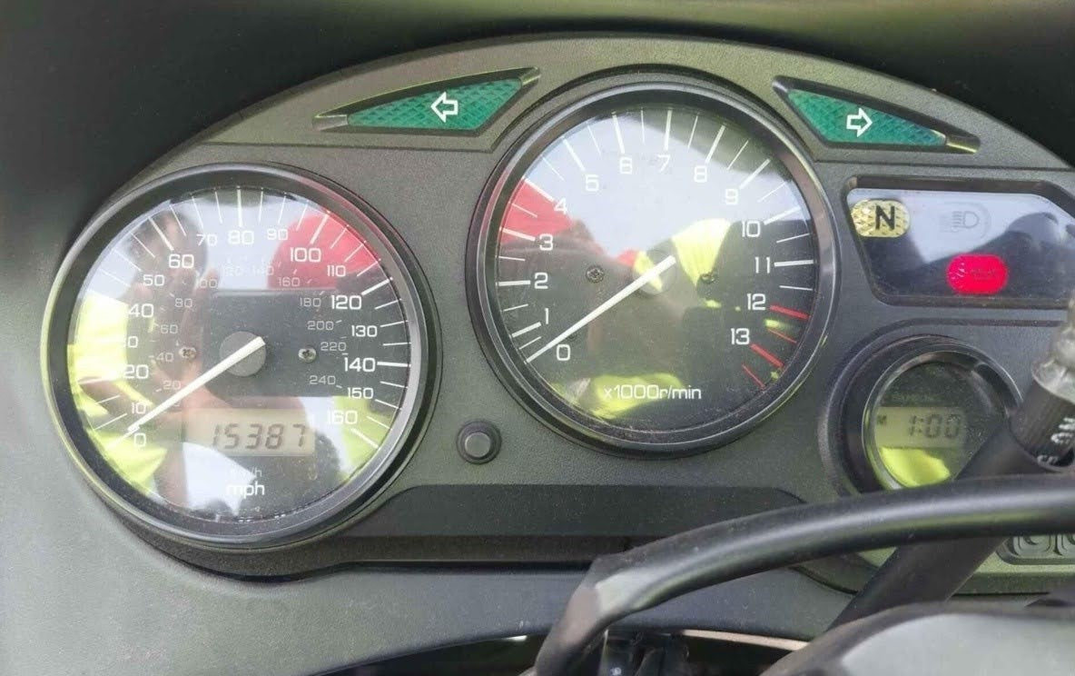 2001 Suzuki Gsx 750f Katana Speedometer OEM