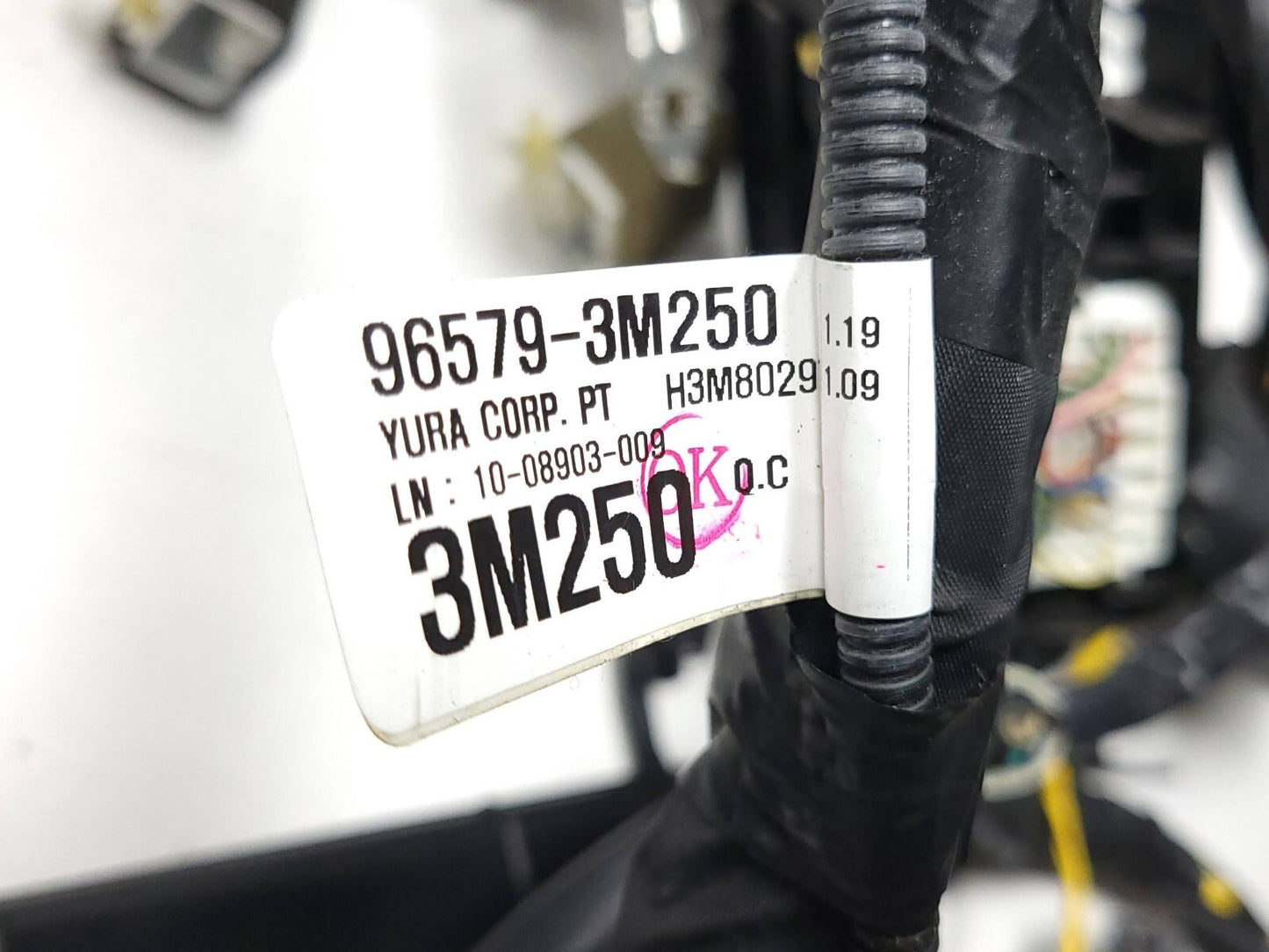 09-14 Hyundai Genesis Interior Wire Harness 4.6l OEM Sedan