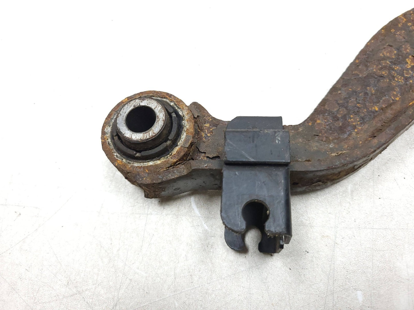 2006-2009 Volkswagen Jetta Golf Rear Upper Control Arm Pair OEM