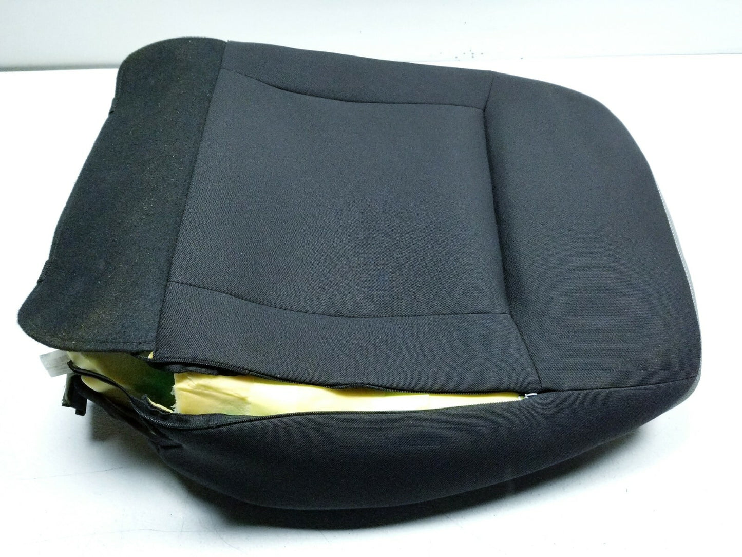 11 12 13 14 15 Chevy Cruze Front Right Pass Seat Upper Cushion OEM 23k Miles