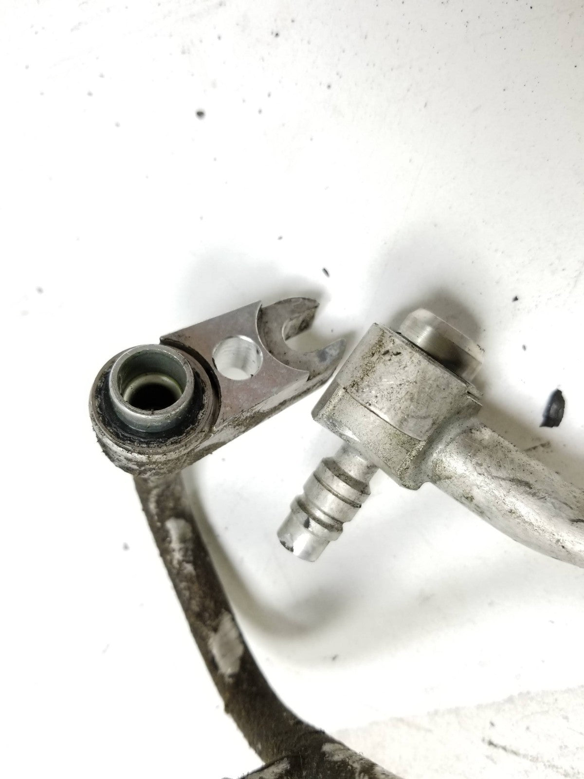 2012 Jeep Grand Cherokee AC Air Conditioner Hose Tube OEM