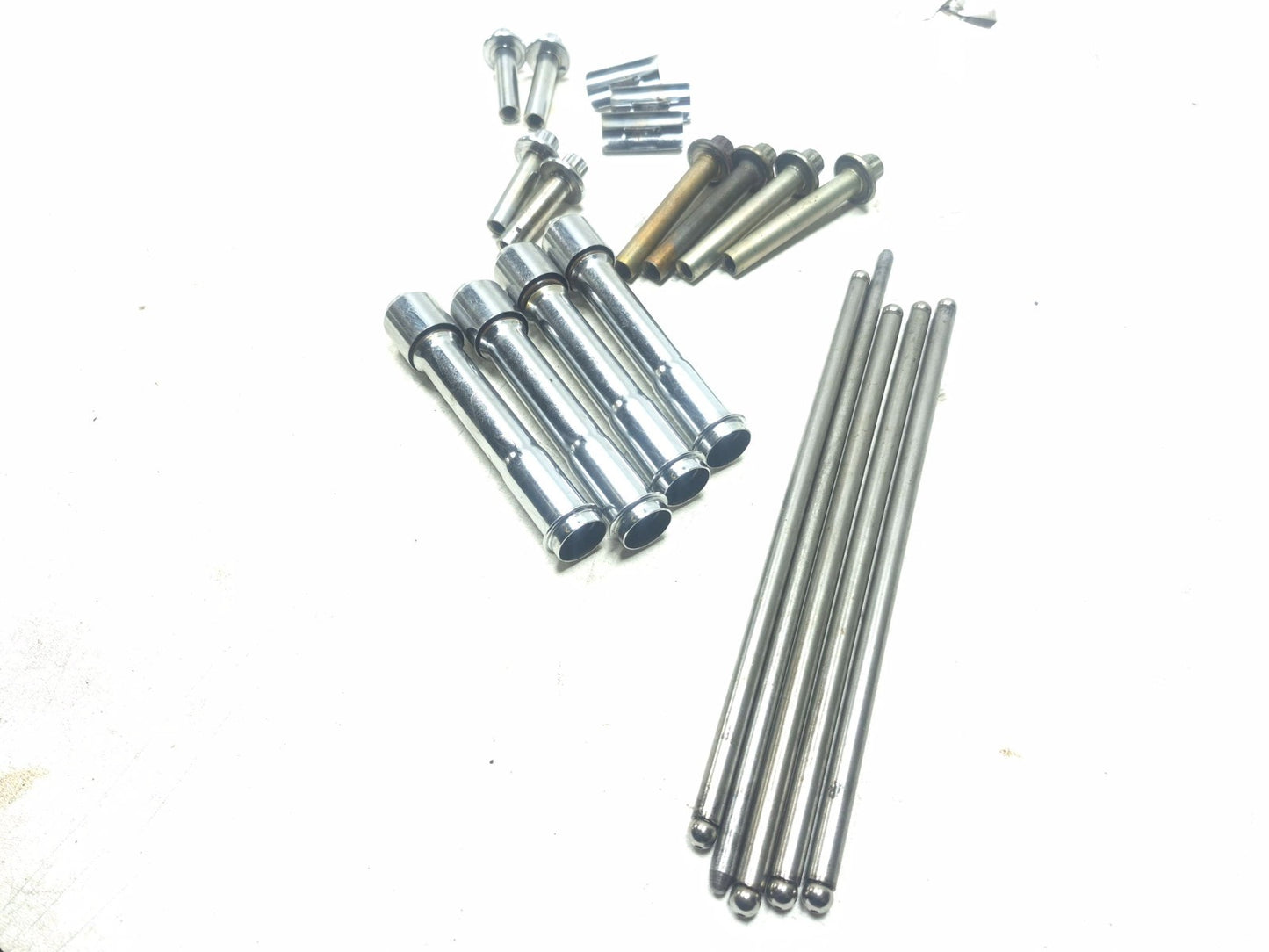 2016 Harley Davidson Dyna Street Bob Fxdb Engine Push Rod Cover Misc Bolts OEM