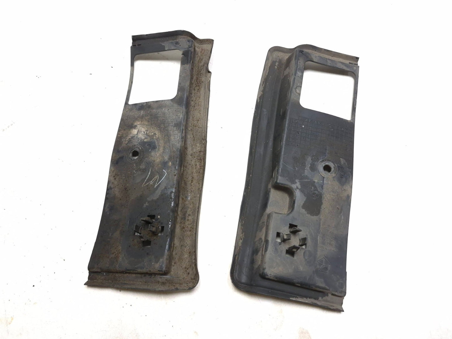 2020 Dodge Challenger Jack Support Body Point Pad Shield Left & Right Pair OEM