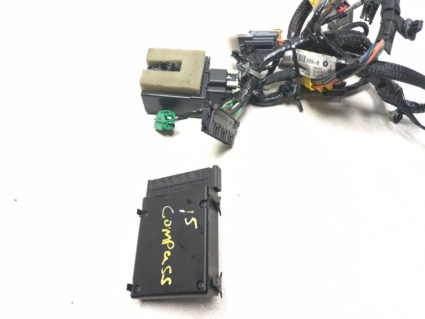 2015 Jeep Compass Front Driver Seat Wiring Harness & Seat Control Module OEM