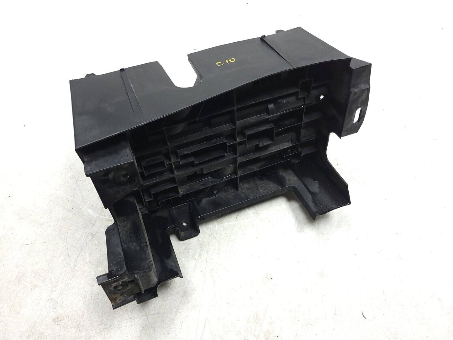 10-14 Chevrolet Suburban Fuse Box Cover Lid Bracket OEM