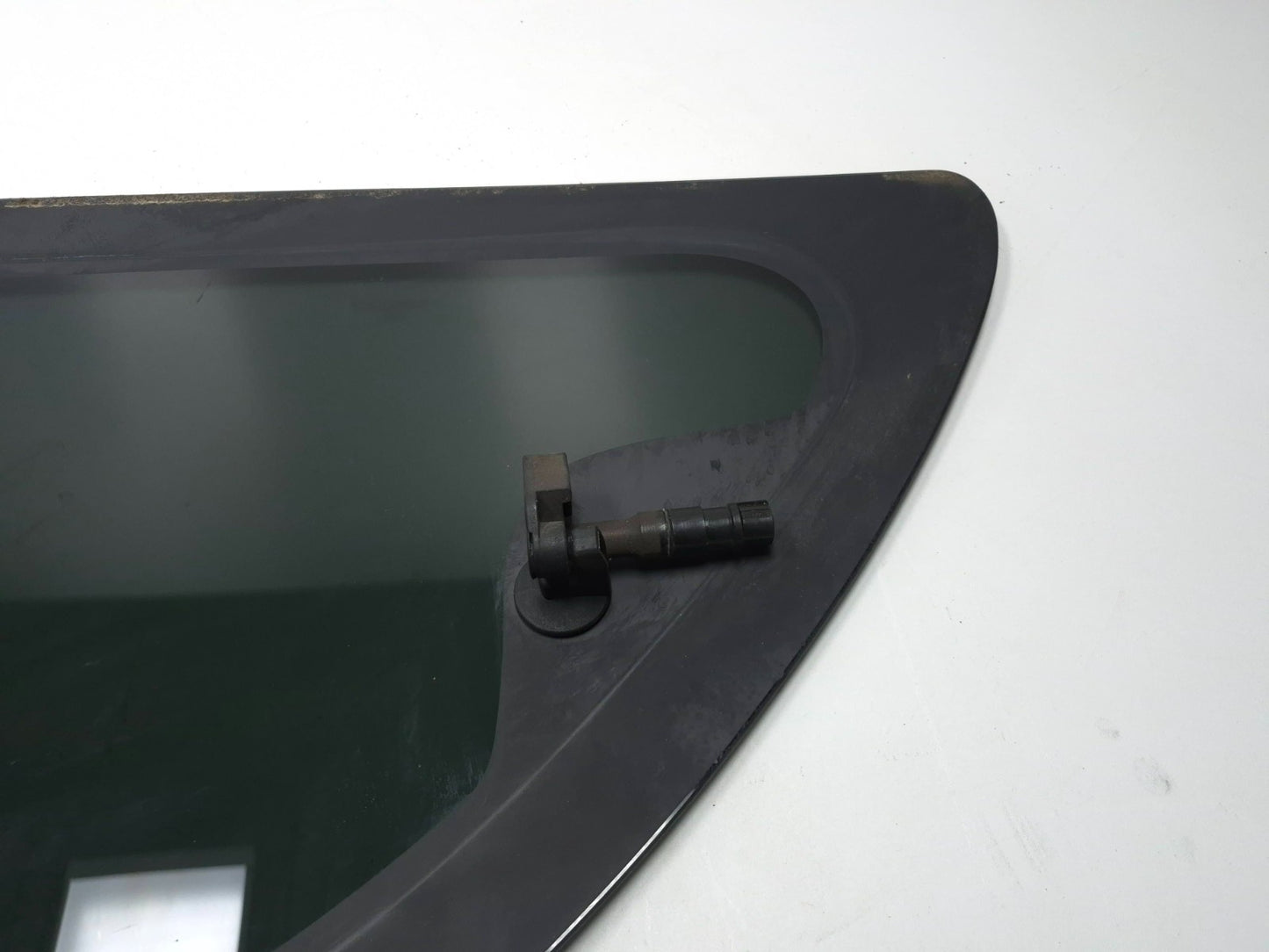 2005 Dodge Grand Caravan Rear Quarter Window Glass Driver Side Left Oemâś…