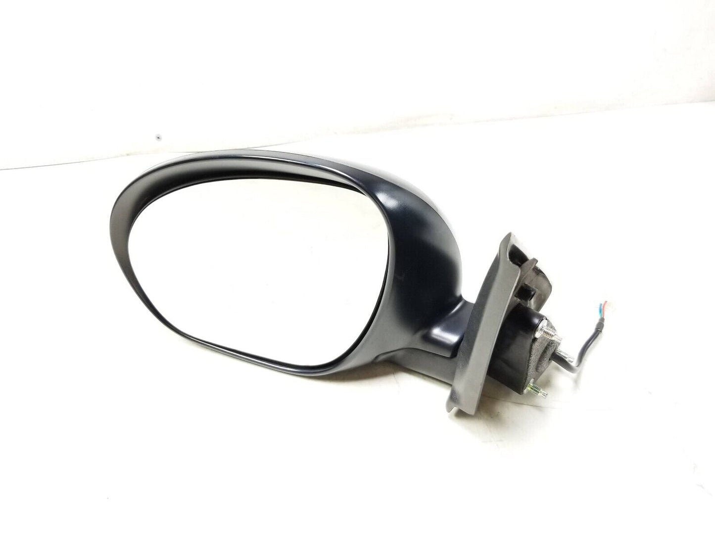 2012 - 2014 Nissan Juke Side View Mirror Driver Left OEM