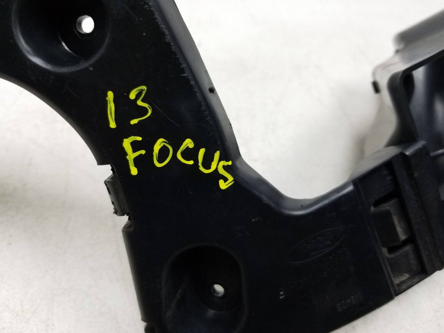 12 - 14 Ford Focus Rear Bumper Bracket OEM