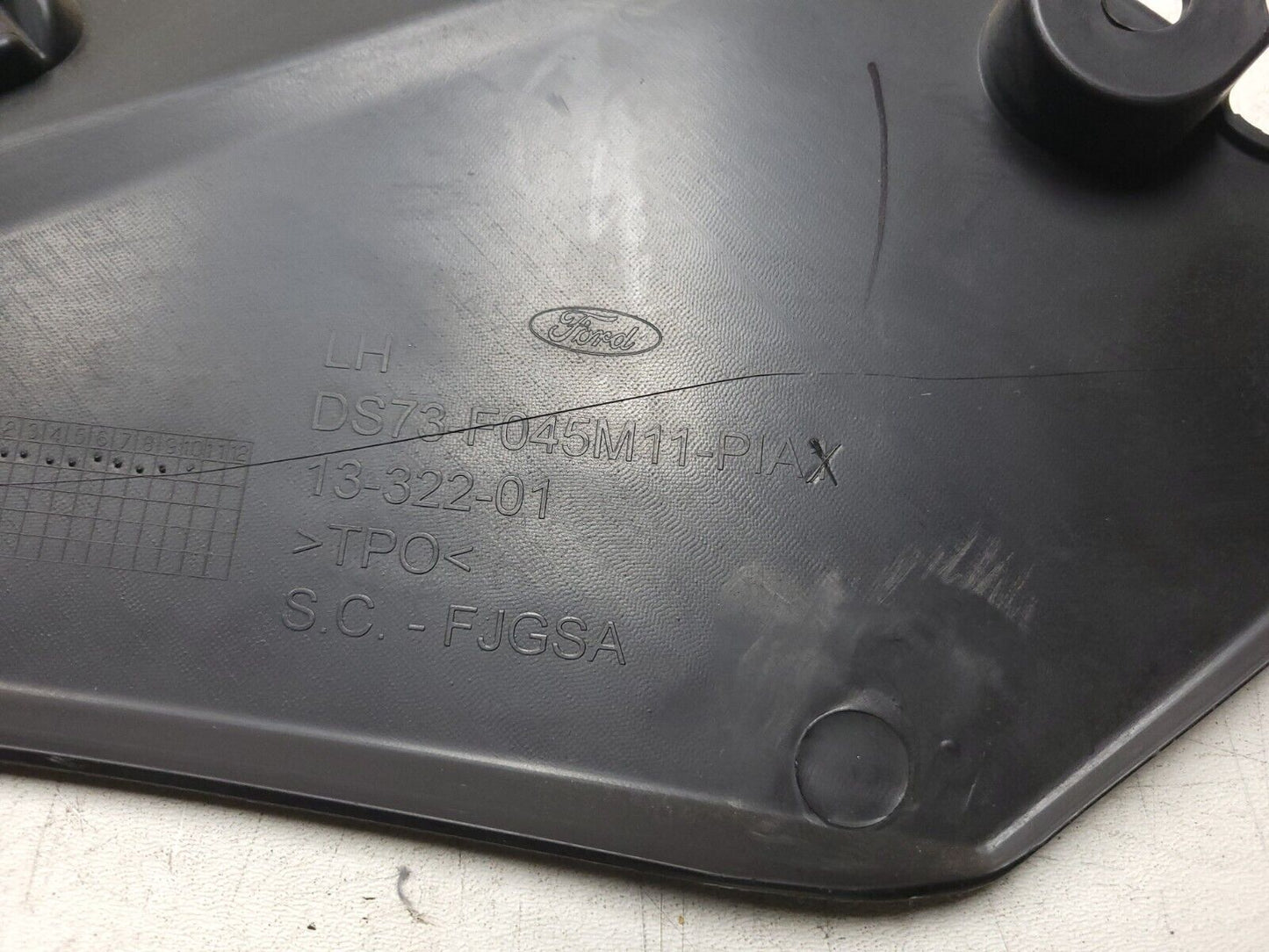 2013 - 2016 Ford Fusion Center Console Trim Cover Left & Right OEM