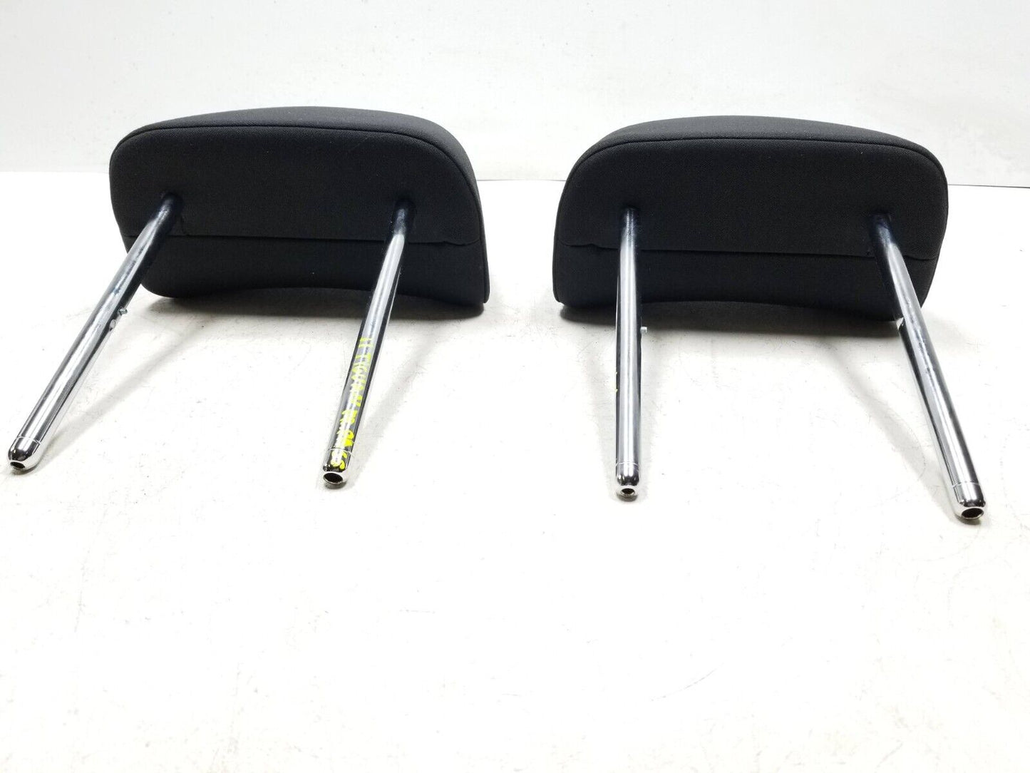 2009 - 2017 Volkswagen Tiguan Front Seat Headrest Pair OEM