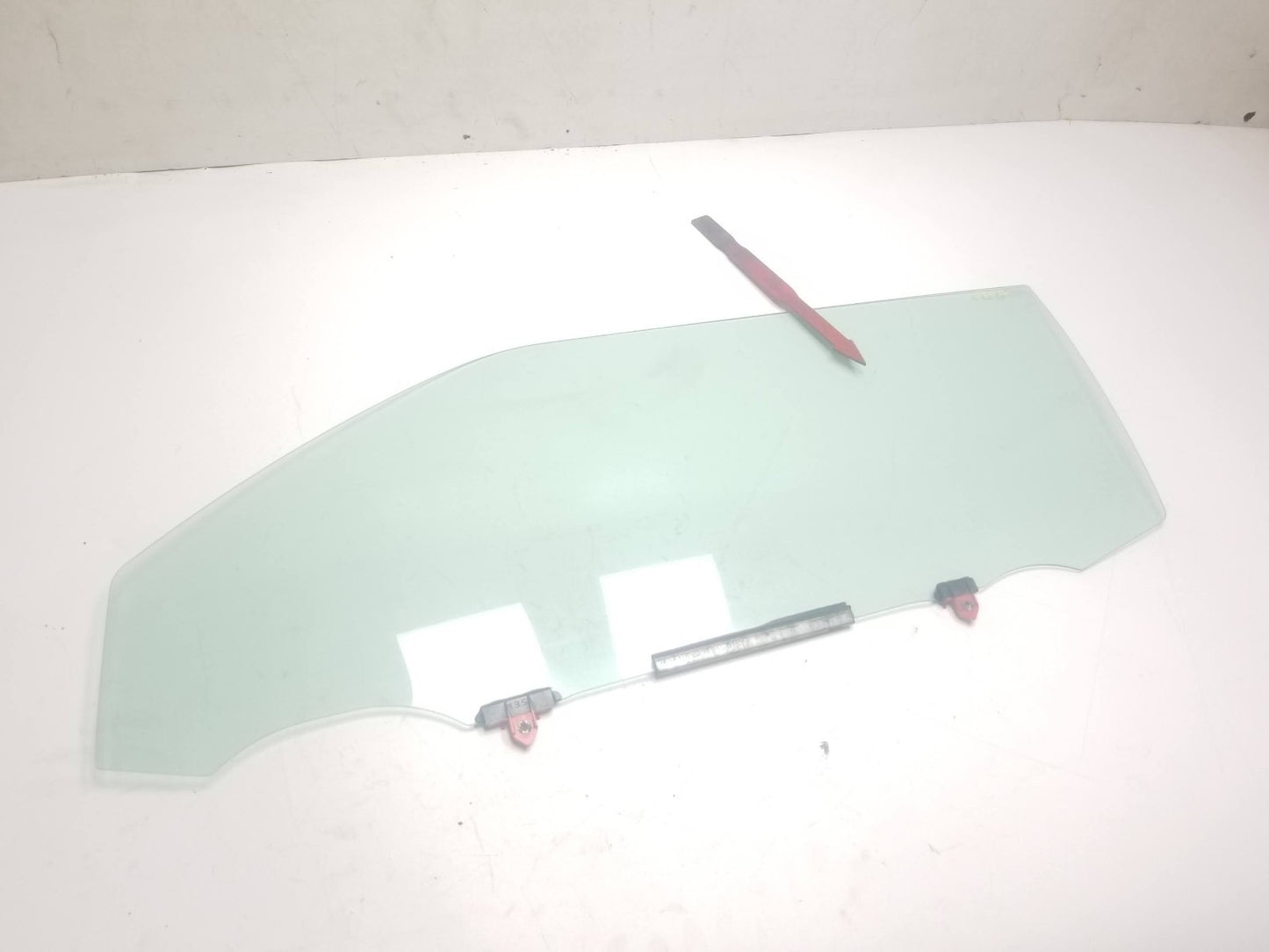 2011 - 2016 Scion Tc Door Window Glass Front Driver Side Left OEM