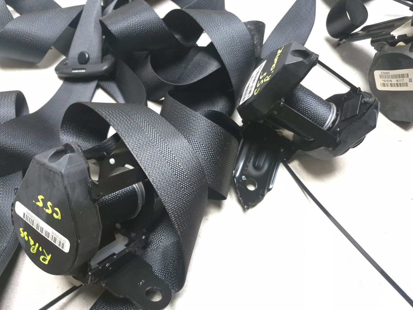 2018 Nissan Altima Rear Seat Belt W/ Buckle Set OEM