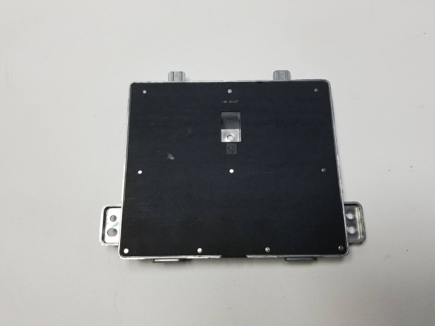 2021 Tesla Model 3 Center Console Inductive Charger Module 1755100-00-b OEM