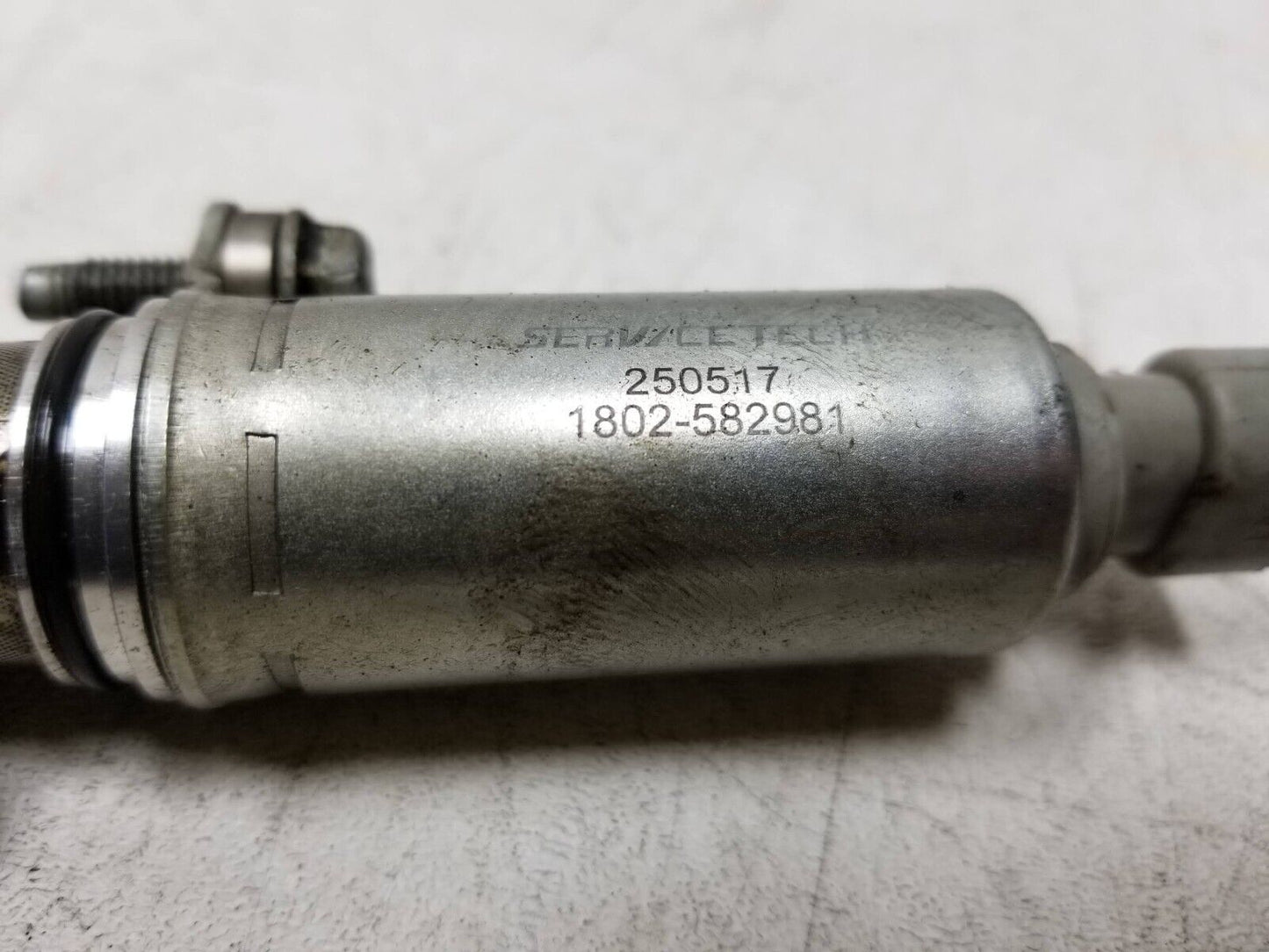 2010 - 2017 Chevrolet Equinox GMC Terrain Valve Timing Solenoid 2.4l 2pcs OEM