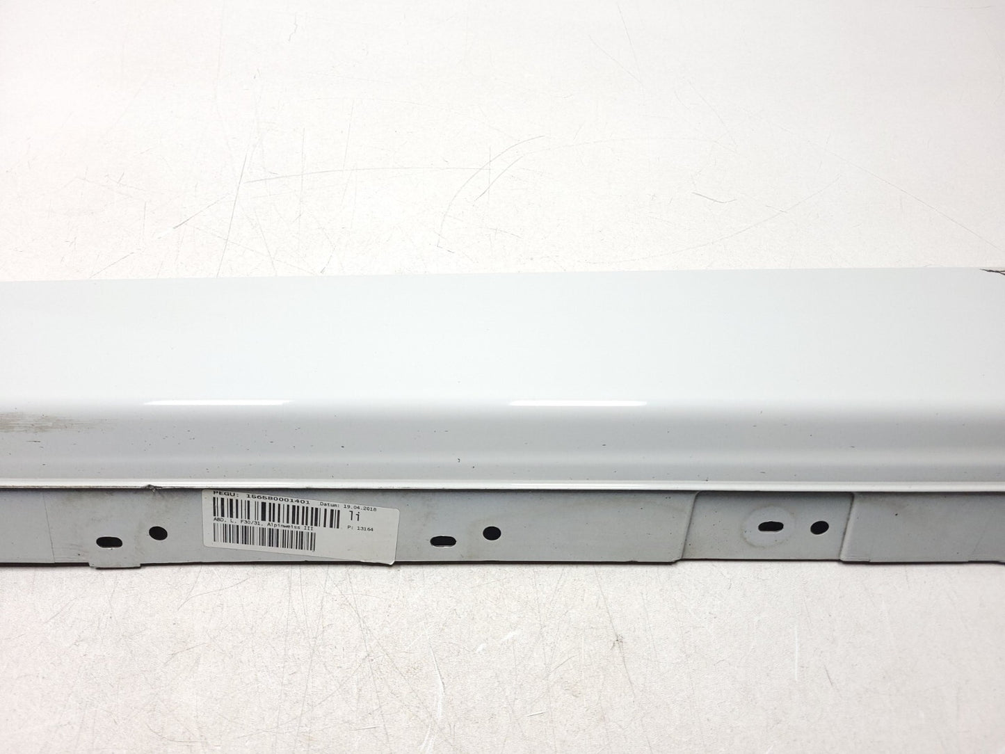 13-18 BMW 330xi F30 Rocker Panel Skirt Molding Driver Side Left OEM โ