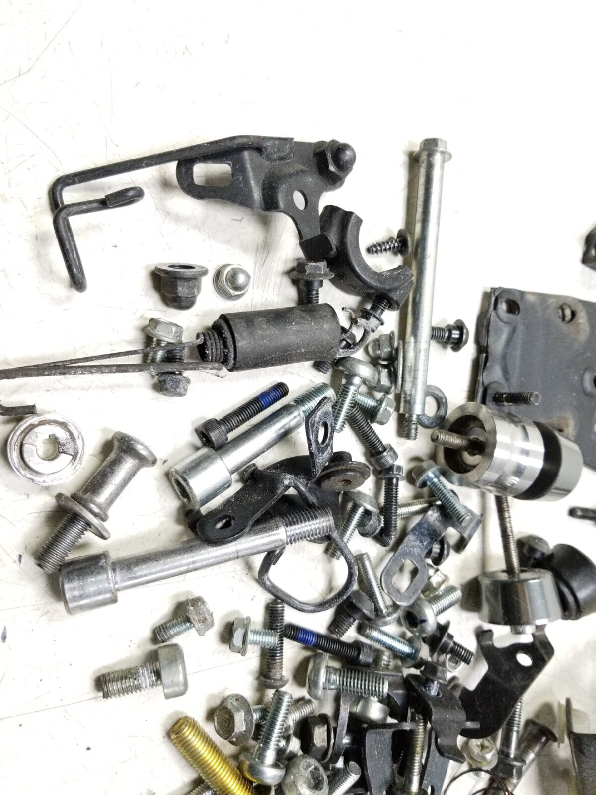 2014 - 2016 Honda Cbr650f Misc Bolt Hardware Screw Nuts Bracket OEM