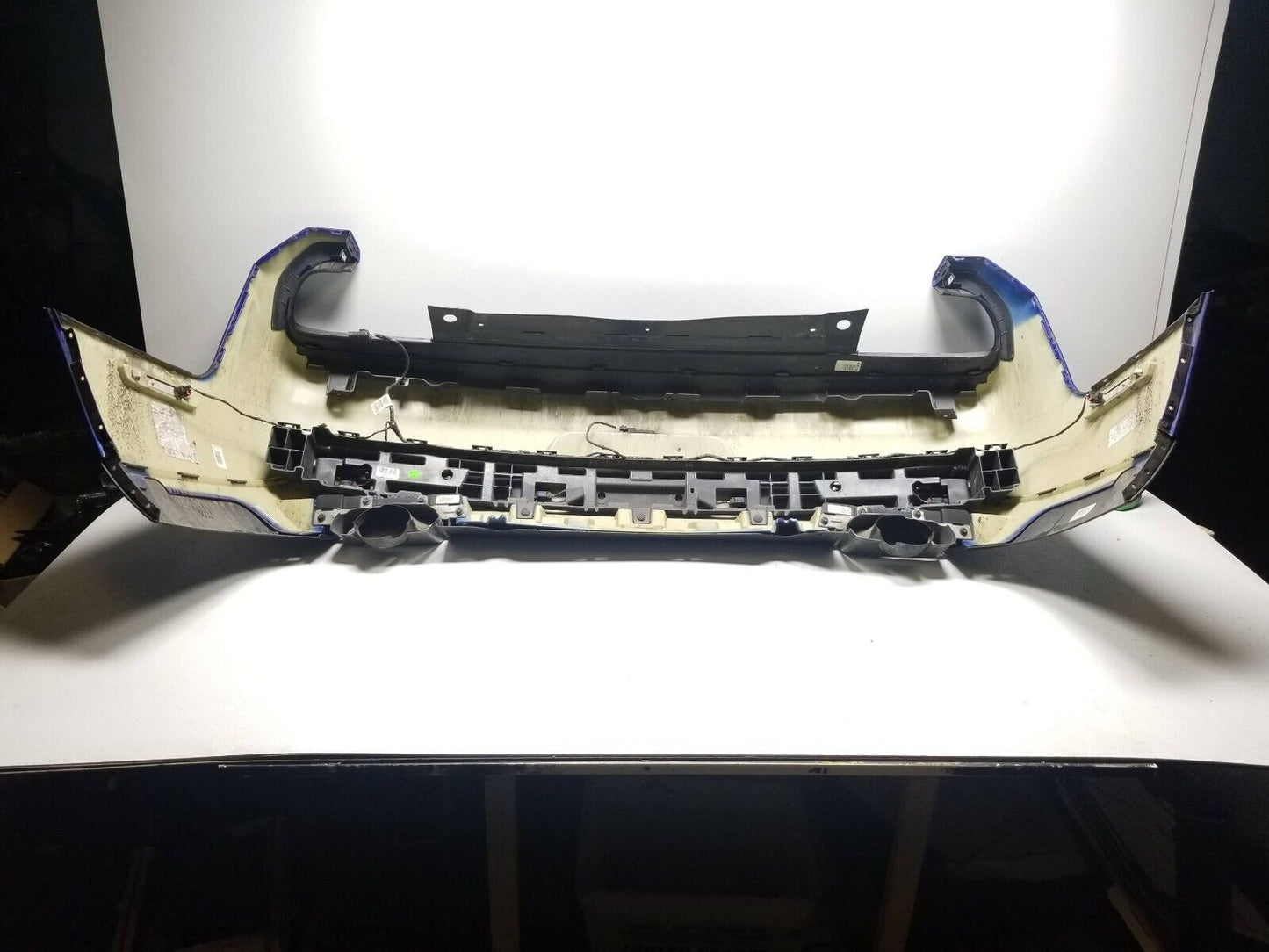 15 16 17 18 Dodge Challenger 3.6l Rear Bumper Cover OEM Indigo Blue (code: Pbm)