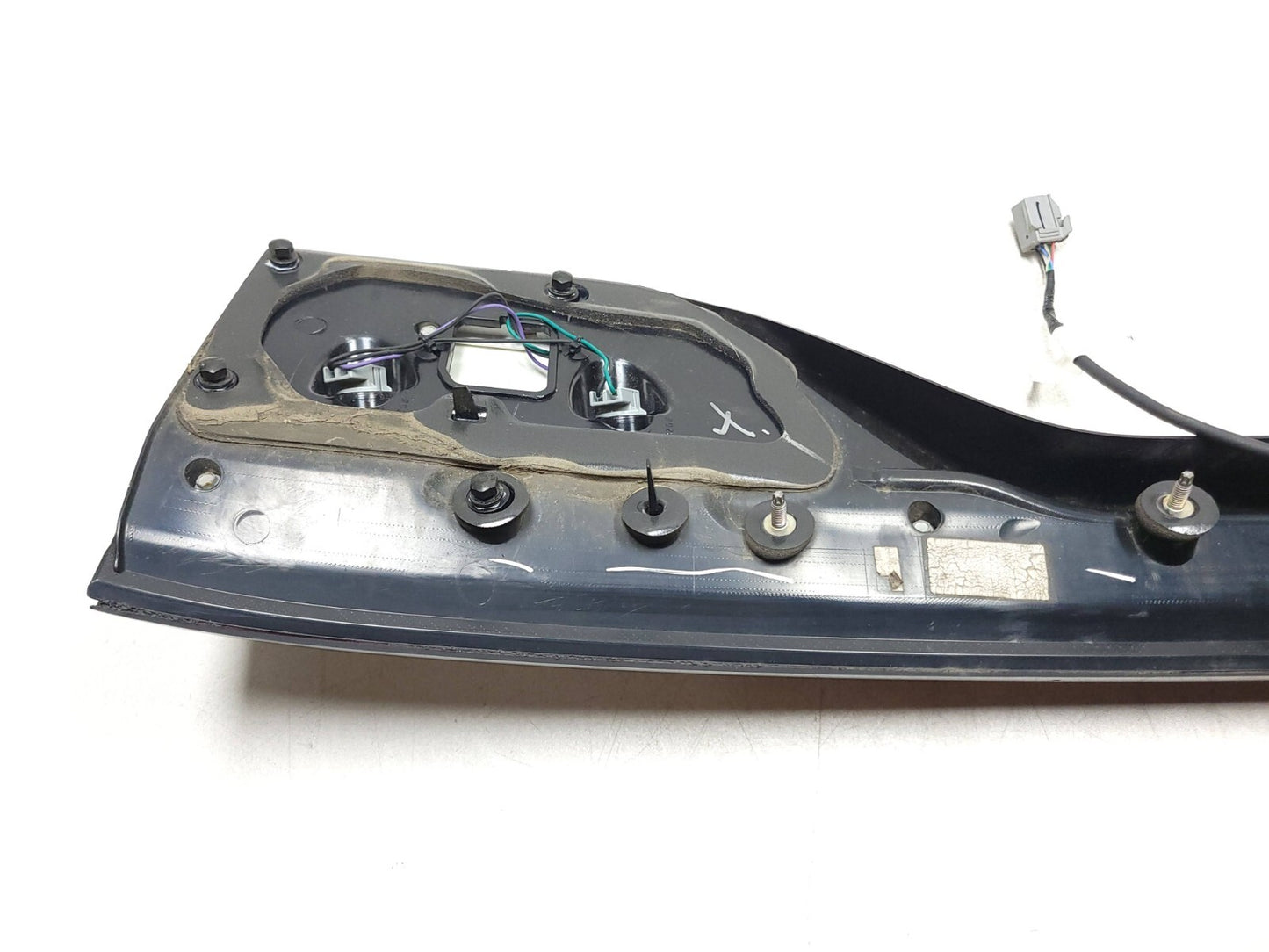 2016 - 2022 Dodge Durango Rear Back Up Led Light Tail Light W/camera OEM